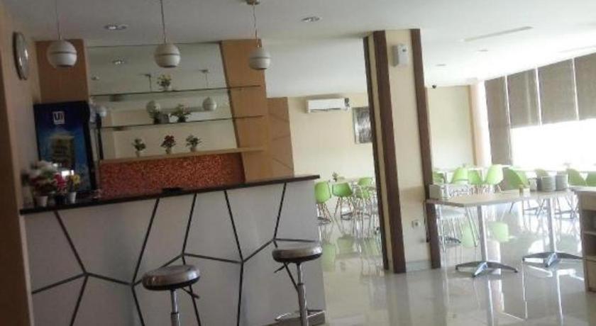 Max Hotel Makassar Luaran gambar