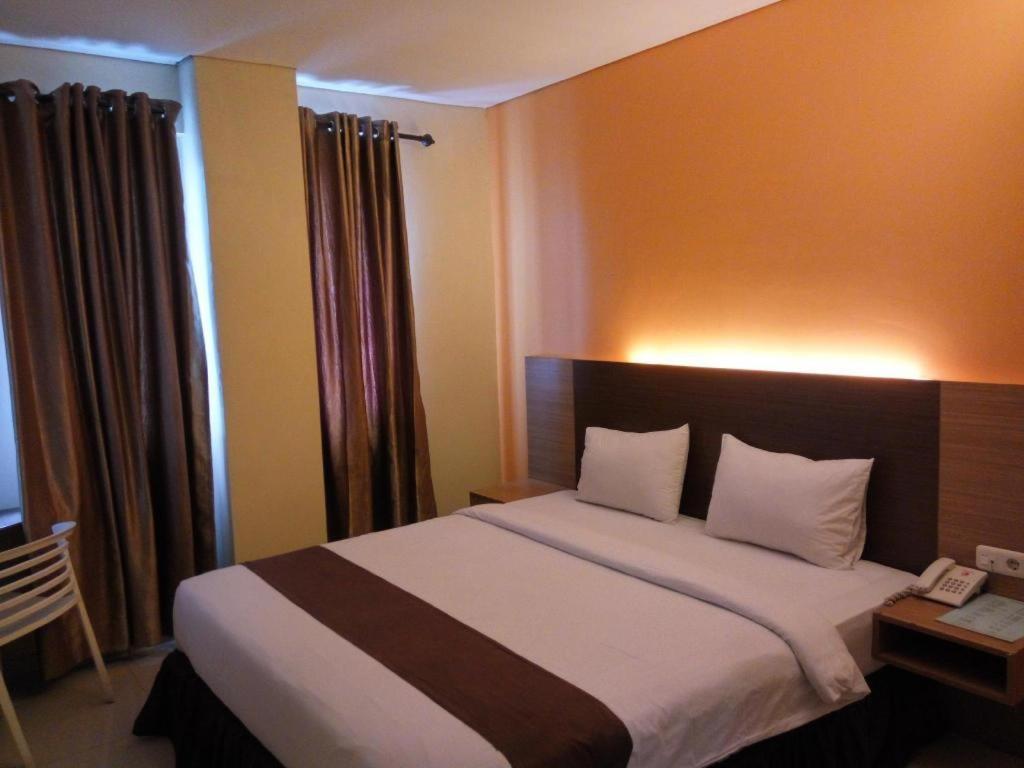 Max Hotel Makassar Luaran gambar